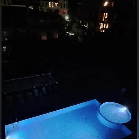 公寓 Modern & Fully Equipped Apartment- Stylish Comfort 阳光海滩