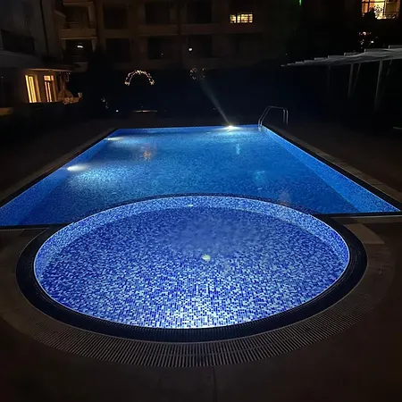 公寓 Modern & Fully Equipped Apartment- Stylish Comfort 阳光海滩