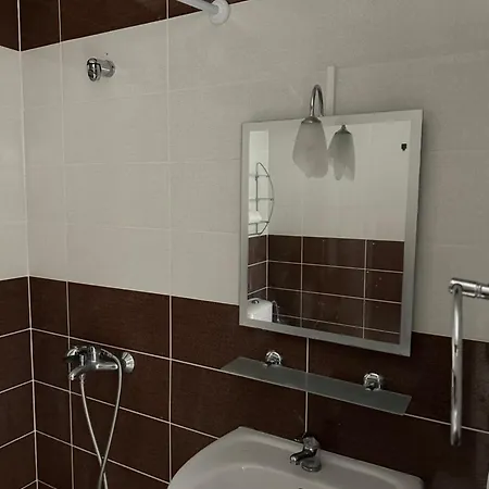 Modern & Fully Equipped Apartment- Stylish Comfort 公寓 阳光海滩